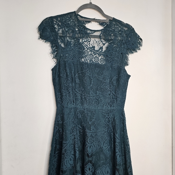 Emerald Green Lace Dress - Picture 9 of 14